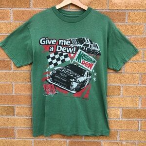 NASCAR t-shirt Mountain Dew #88 Dale Jr. Green vintage Vtg t-shirt graphic tee M